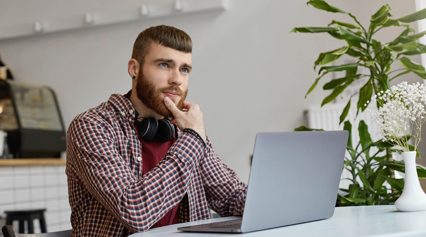 Cómo elegir un diseñador web profesional
